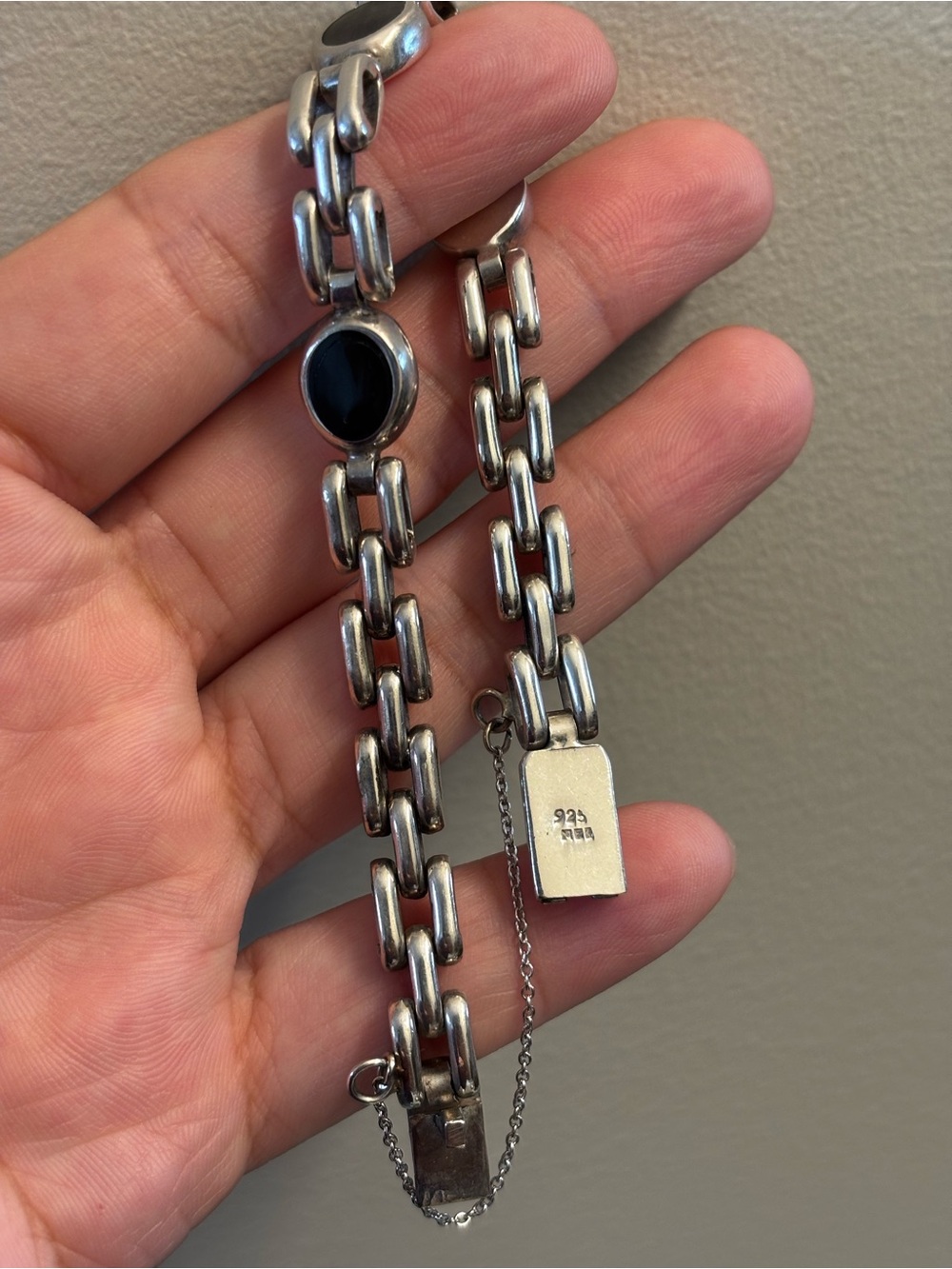 Sterling Silver Link Bracelet with Black Onyx Accent 7.6inch
